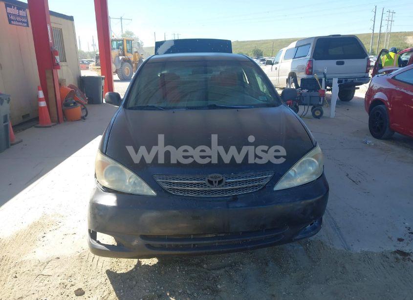 Photo 12 of 2002 Toyota Camry LE (VIN 4T1BE32K32U079360)