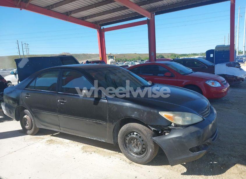 Photo 13 of 2002 Toyota Camry LE (VIN 4T1BE32K32U079360)