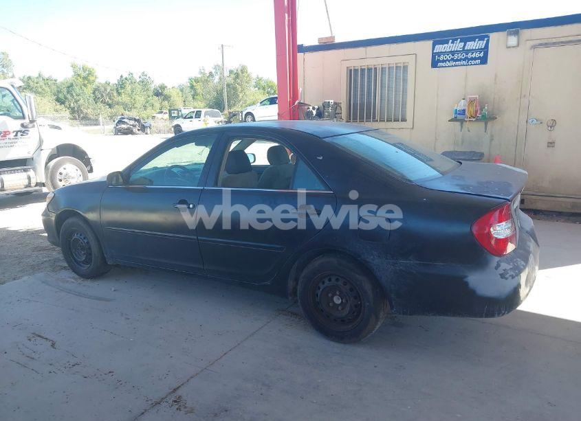 Photo 14 of 2002 Toyota Camry LE (VIN 4T1BE32K32U079360)