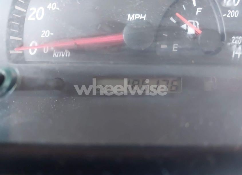 Photo 7 of 2002 Toyota Camry LE (VIN 4T1BE32K32U115211)