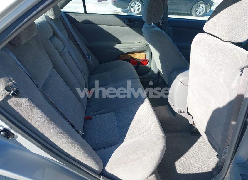 Photo 8 of 2002 Toyota Camry LE (VIN 4T1BE32K32U538094)