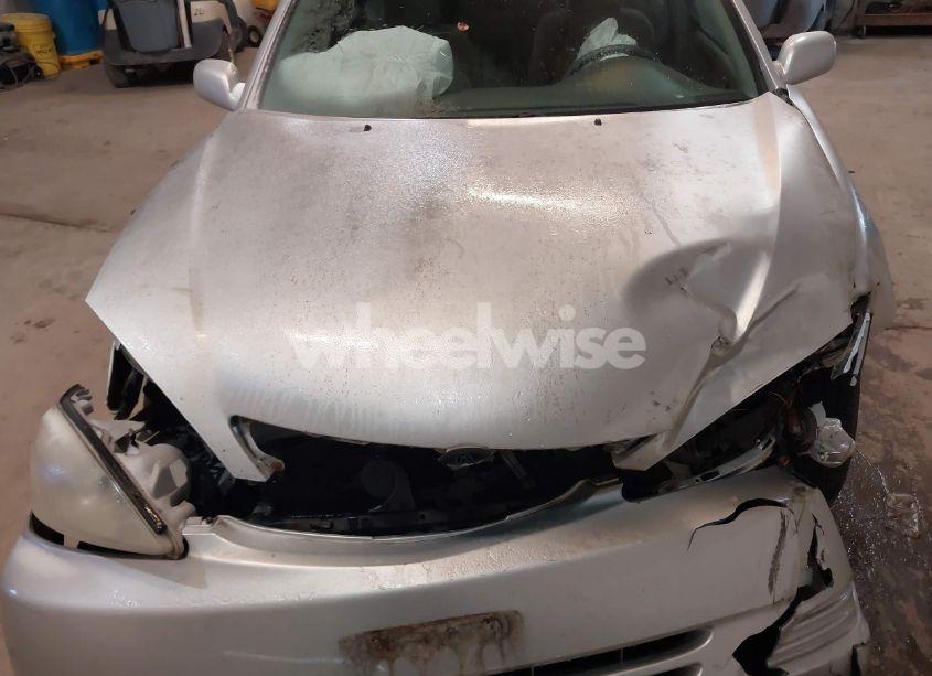 Photo 10 of 2002 Toyota Camry LE (VIN 4T1BE32K32U595430)