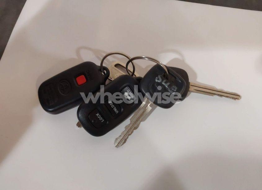 Photo 11 of 2002 Toyota Camry LE (VIN 4T1BE32K32U595430)