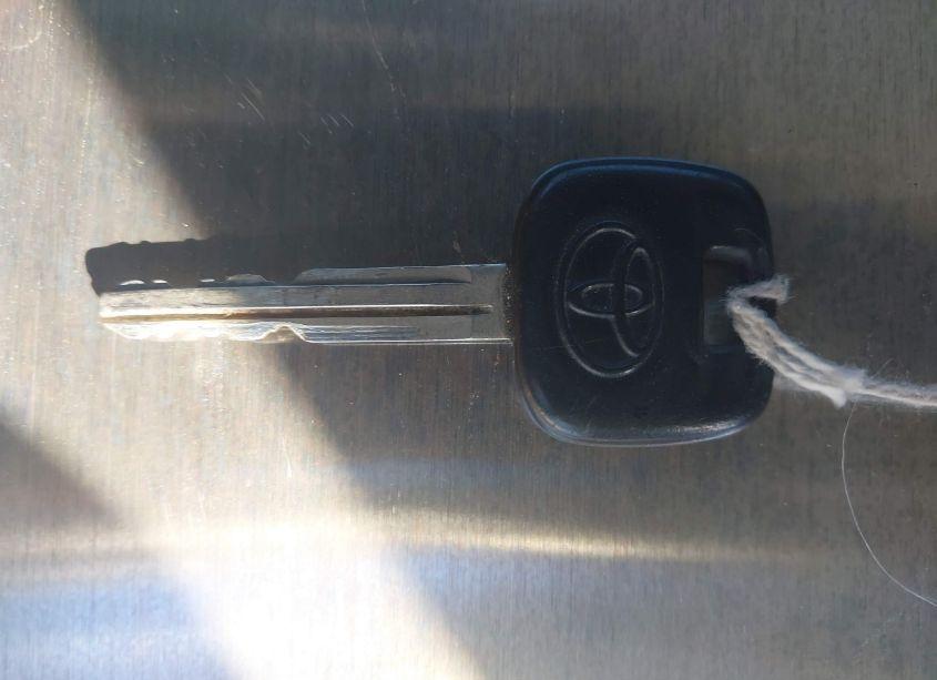 Photo 11 of 2003 Toyota Camry LE (VIN 4T1BE32K33U119065)