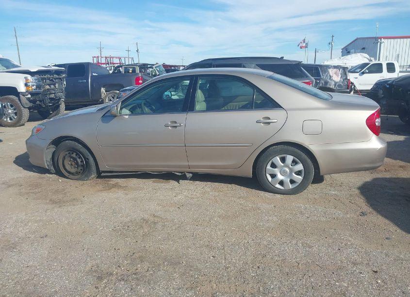 Photo 14 of 2003 Toyota Camry LE (VIN 4T1BE32K33U119065)