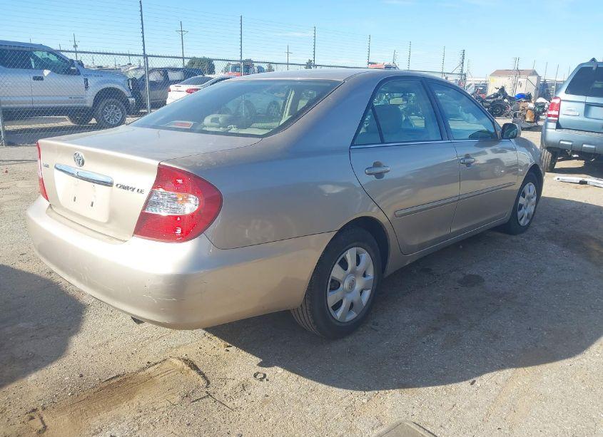 Photo 4 of 2003 Toyota Camry LE (VIN 4T1BE32K33U119065)