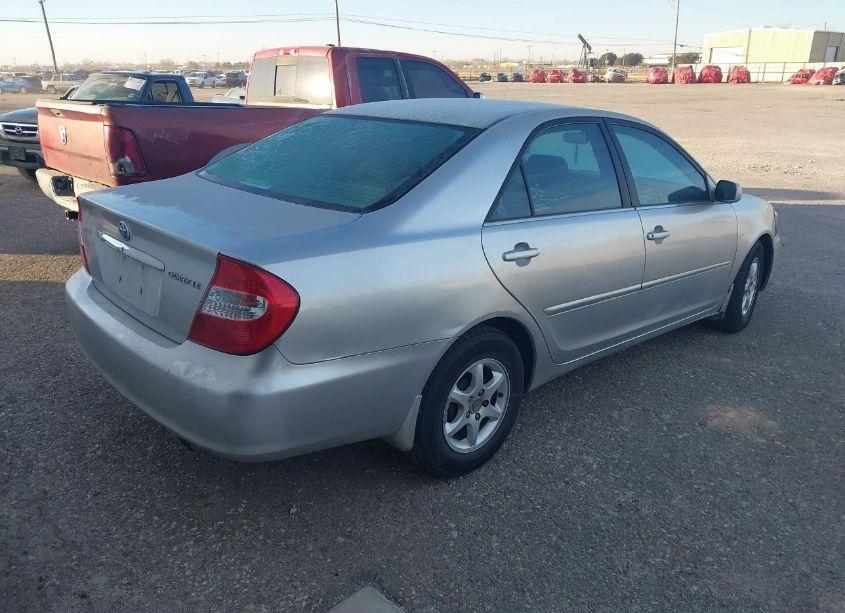 Photo 4 of 2003 Toyota Camry LE (VIN 4T1BE32K33U130230)