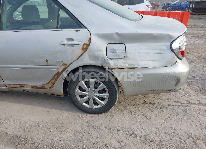 Photo 6 of 2003 Toyota Camry LE (VIN 4T1BE32K33U168539)