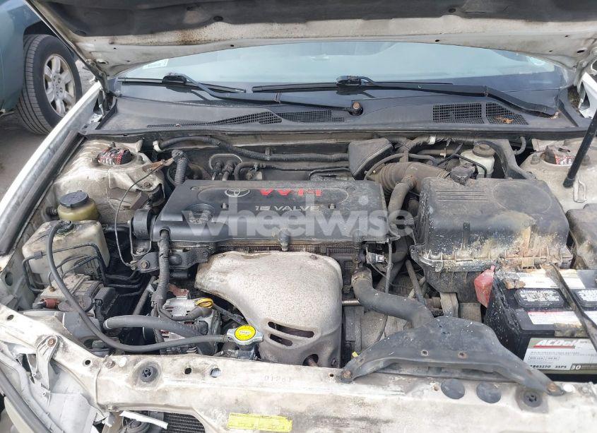 Photo 10 of 2003 Toyota Camry LE (VIN 4T1BE32K33U219697)