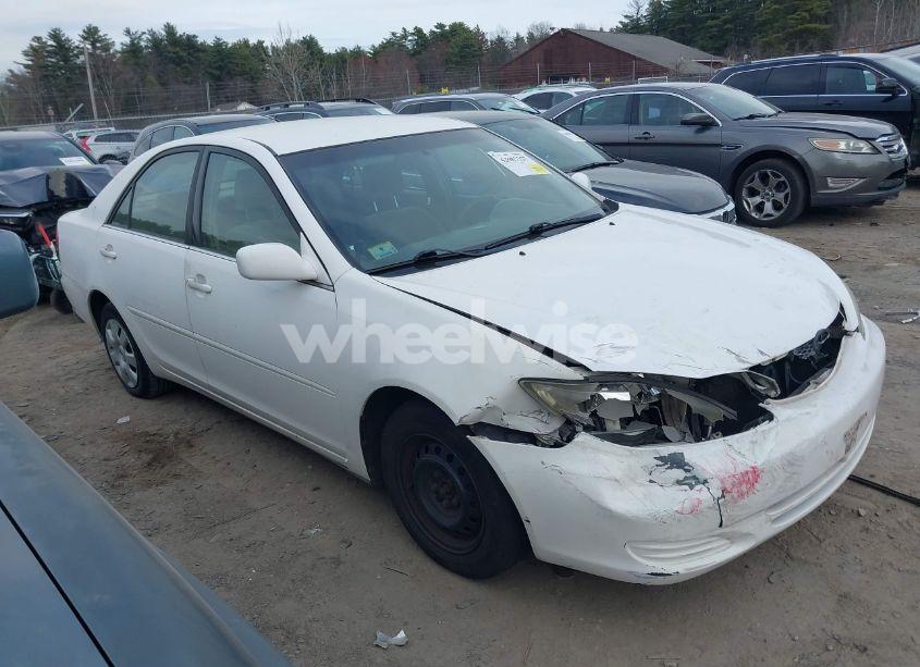 Photo 13 of 2003 Toyota Camry LE (VIN 4T1BE32K33U219697)