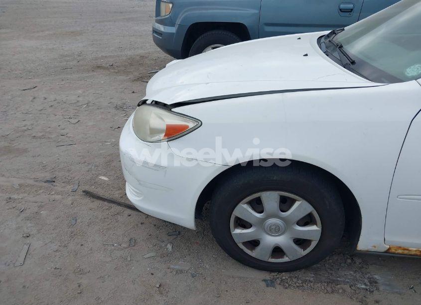 Photo 6 of 2003 Toyota Camry LE (VIN 4T1BE32K33U219697)