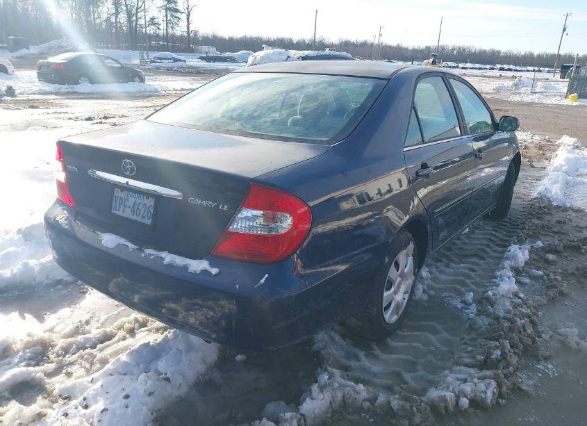 Photo 4 of 2003 Toyota Camry LE (VIN 4T1BE32K33U227329)
