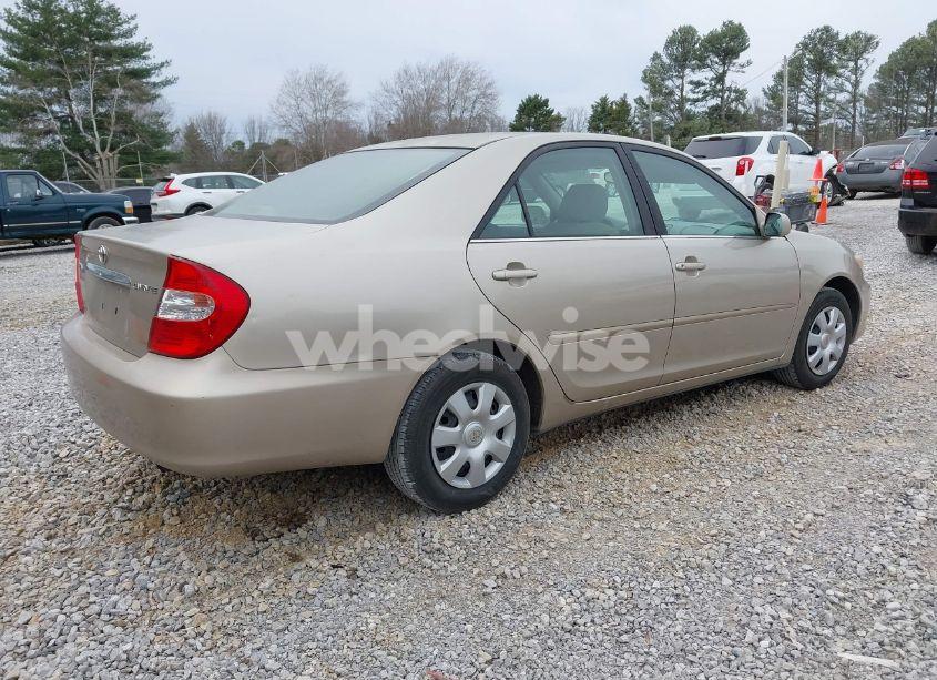 Photo 4 of 2003 Toyota Camry LE (VIN 4T1BE32K33U234104)