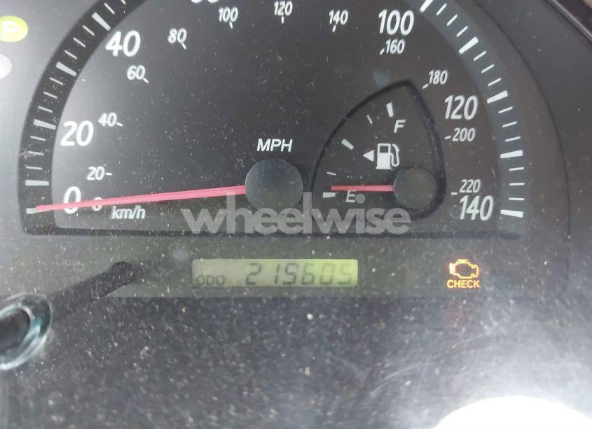 Photo 7 of 2003 Toyota Camry LE (VIN 4T1BE32K33U234104)