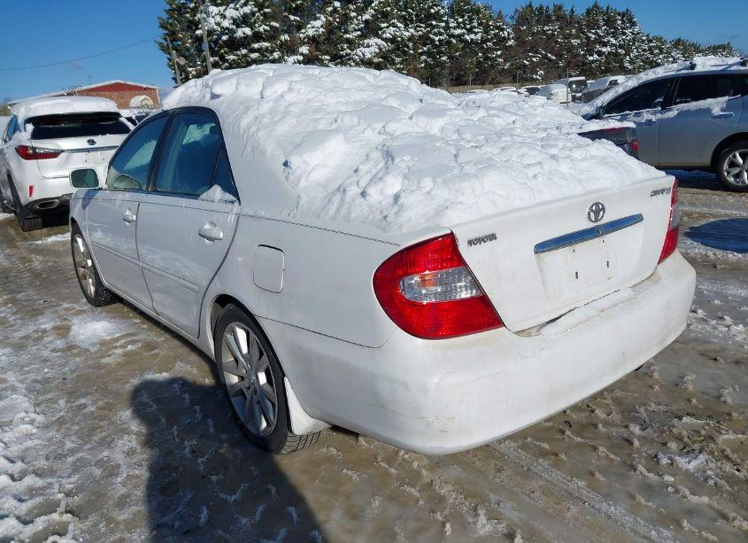 Photo 3 of 2003 Toyota Camry LE (VIN 4T1BE32K33U259987)