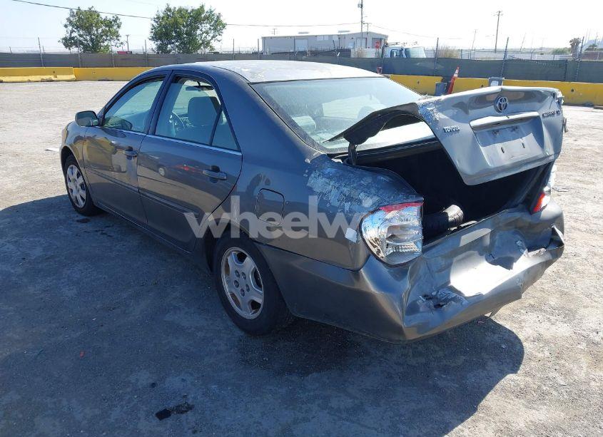 Photo 3 of 2003 Toyota Camry LE (VIN 4T1BE32K33U645857)