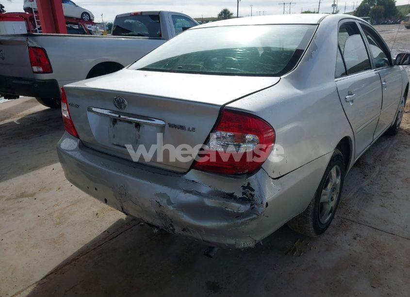 Photo 6 of 2003 Toyota Camry LE (VIN 4T1BE32K33U675943)