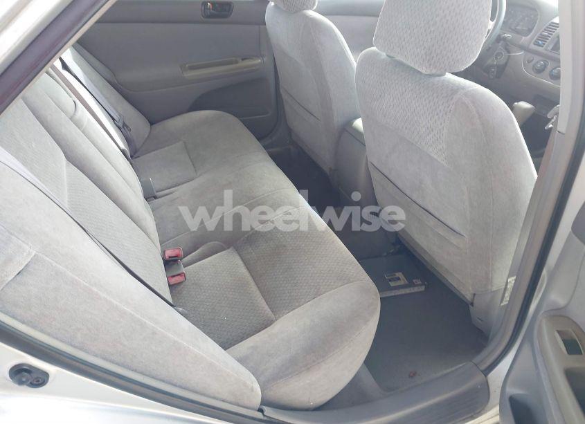 Photo 8 of 2003 Toyota Camry LE (VIN 4T1BE32K33U675943)