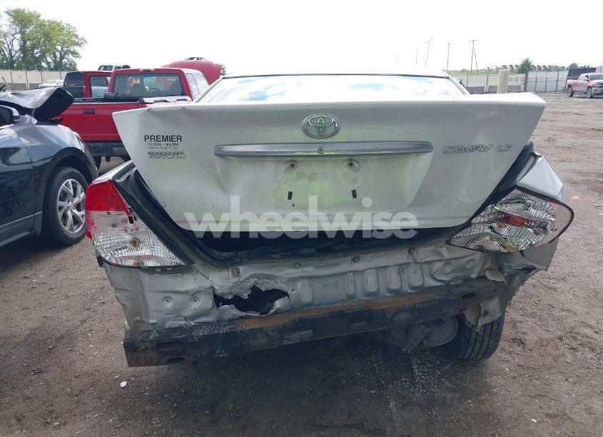 Photo 6 of 2003 Toyota Camry LE (VIN 4T1BE32K33U702686)