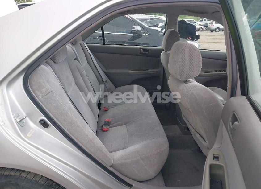 Photo 8 of 2003 Toyota Camry LE (VIN 4T1BE32K33U702686)