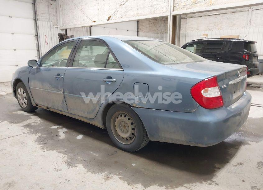 Photo 3 of 2003 Toyota Camry LE (VIN 4T1BE32K33U709783)