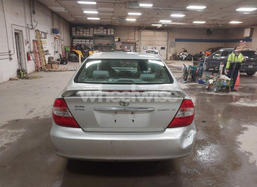 Photo 17 of 2003 Toyota Camry LE (VIN 4T1BE32K33U743805)