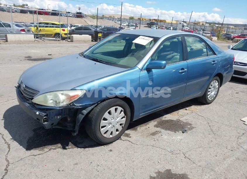 Photo 2 of 2003 Toyota Camry XLE (VIN 4T1BE32K33U765142)