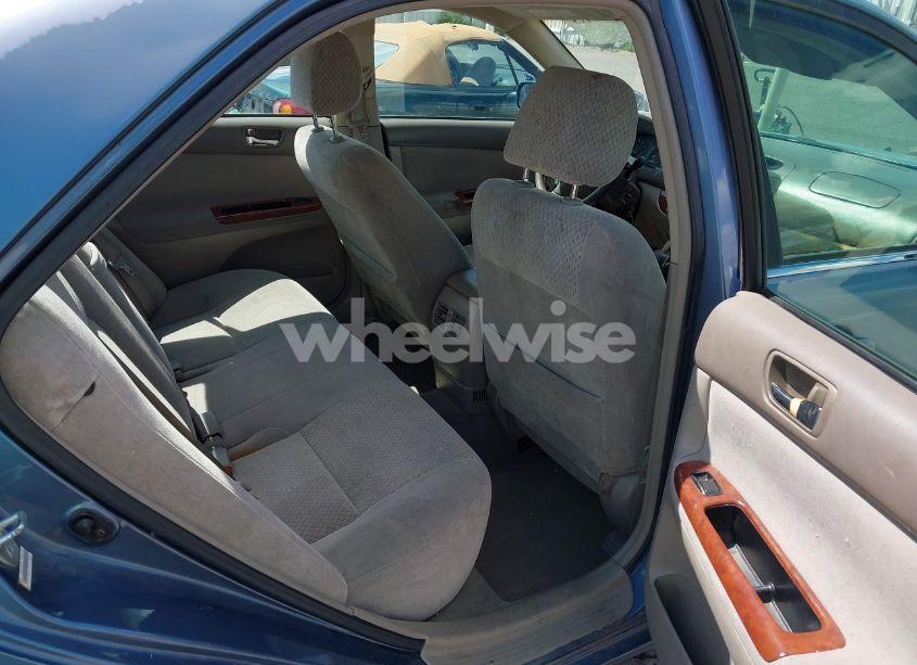 Photo 8 of 2003 Toyota Camry XLE (VIN 4T1BE32K33U765142)
