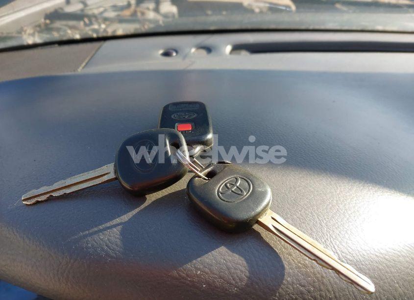 Photo 11 of 2003 Toyota Camry XLE (VIN 4T1BE32K33U766050)