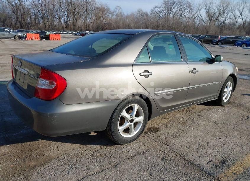 Photo 4 of 2003 Toyota Camry XLE (VIN 4T1BE32K33U766050)