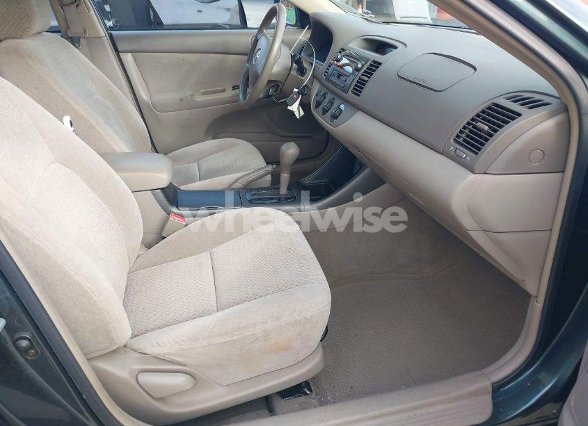 Photo 5 of 2003 Toyota Camry LE (VIN 4T1BE32K33U783236)