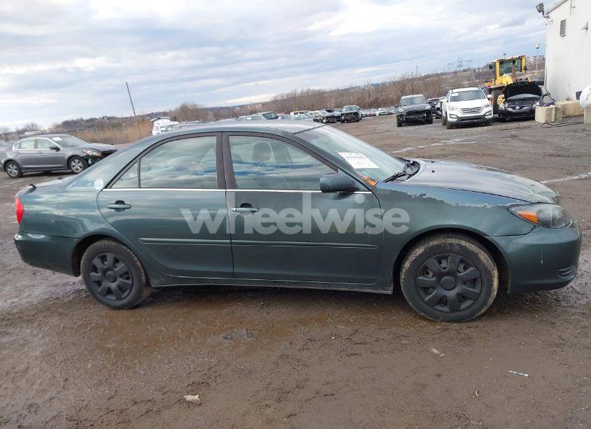 Photo 12 of 2004 Toyota Camry LE (VIN 4T1BE32K34U303603)