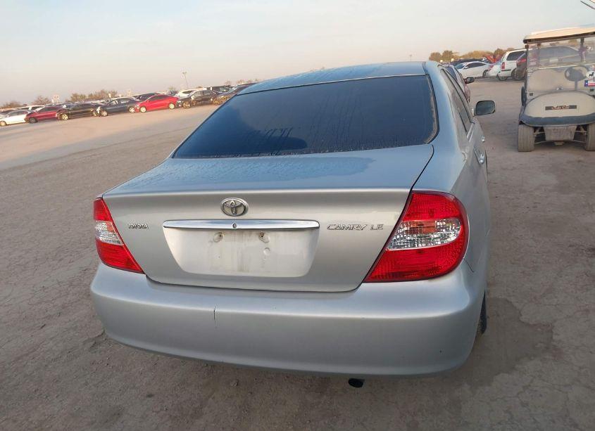 Photo 16 of 2004 Toyota Camry LE (VIN 4T1BE32K34U341171)
