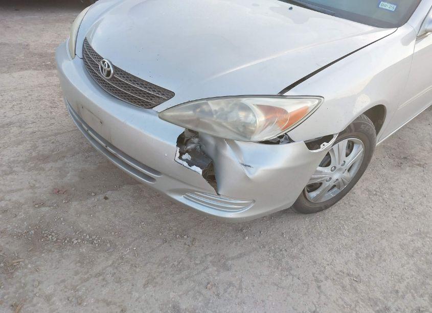 Photo 6 of 2004 Toyota Camry LE (VIN 4T1BE32K34U341171)