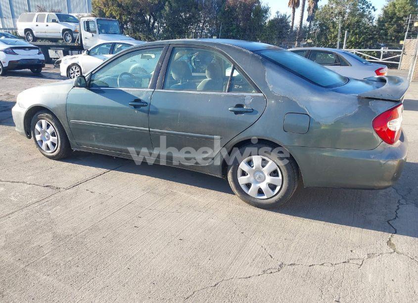 Photo 3 of 2004 Toyota Camry LE (VIN 4T1BE32K34U341946)