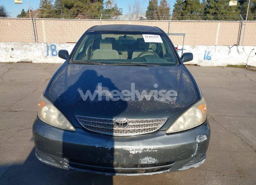 Photo 6 of 2004 Toyota Camry LE (VIN 4T1BE32K34U341946)