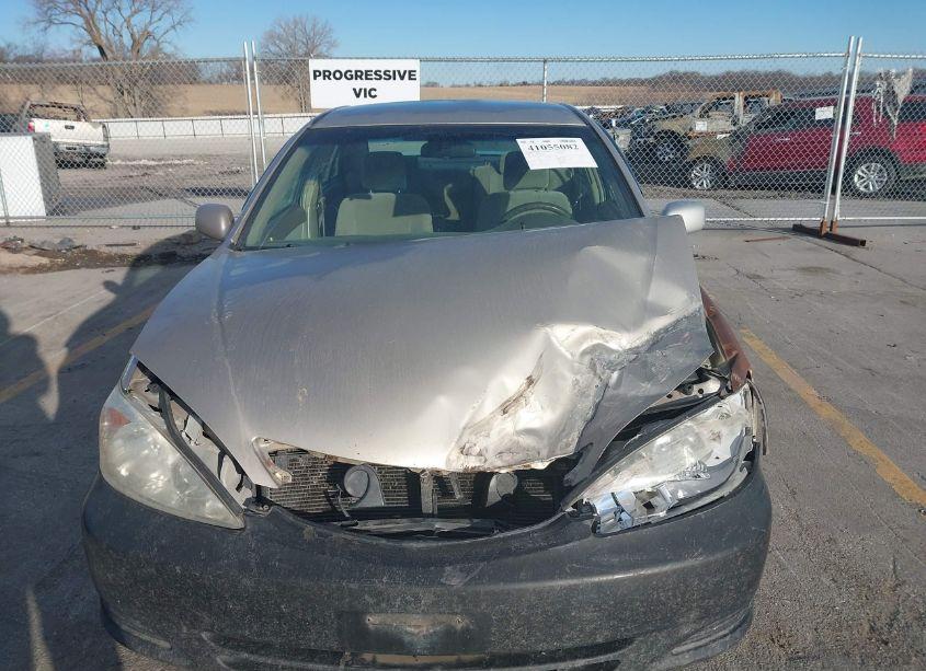 Photo 12 of 2004 Toyota Camry LE (VIN 4T1BE32K34U358066)