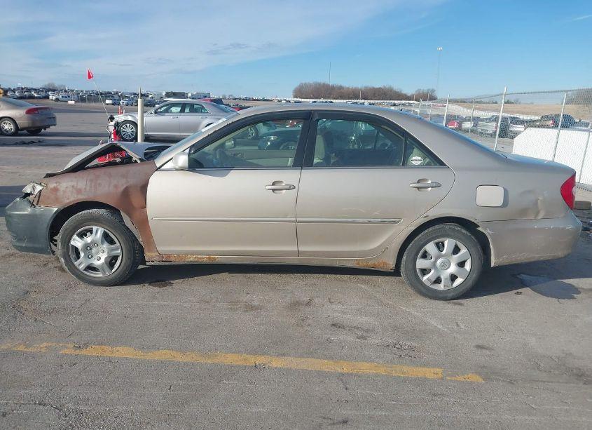 Photo 14 of 2004 Toyota Camry LE (VIN 4T1BE32K34U358066)