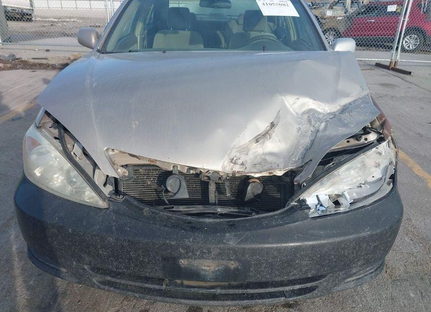 Photo 6 of 2004 Toyota Camry LE (VIN 4T1BE32K34U358066)