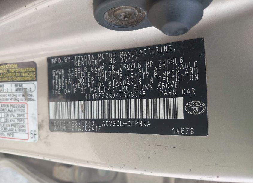 Photo 9 of 2004 Toyota Camry LE (VIN 4T1BE32K34U358066)