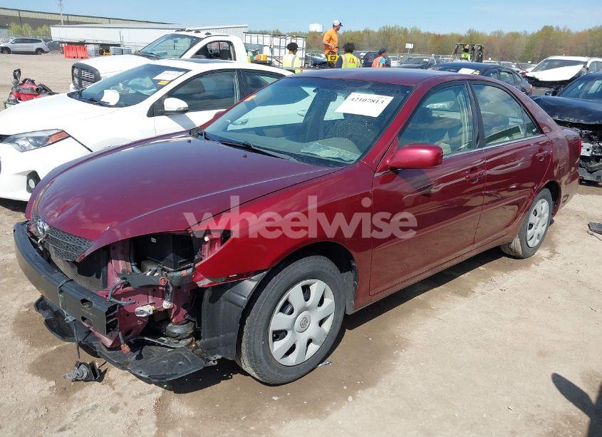 Photo 2 of 2004 Toyota Camry LE (VIN 4T1BE32K34U377605)