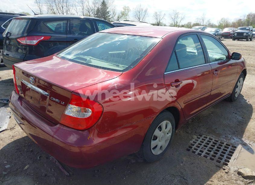 Photo 4 of 2004 Toyota Camry LE (VIN 4T1BE32K34U377605)