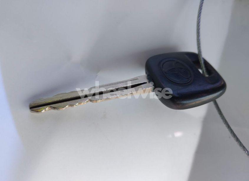 Photo 11 of 2004 Toyota Camry LE (VIN 4T1BE32K34U837359)