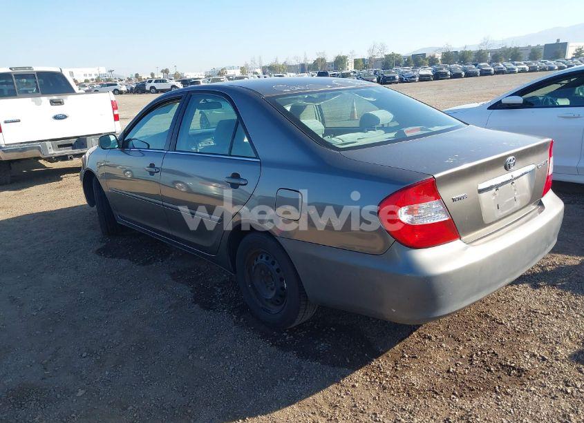 Photo 3 of 2004 Toyota Camry LE (VIN 4T1BE32K34U838057)