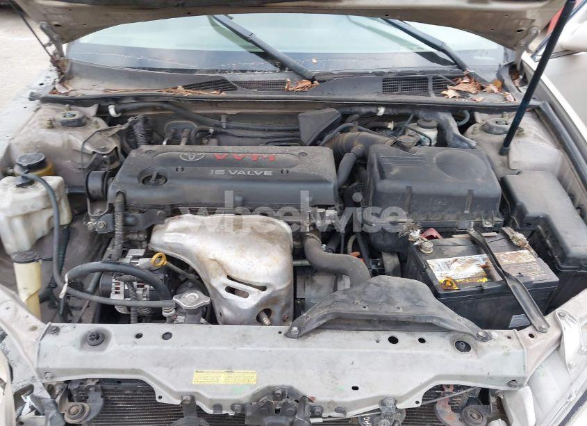 Photo 10 of 2004 Toyota Camry LE (VIN 4T1BE32K34U848913)