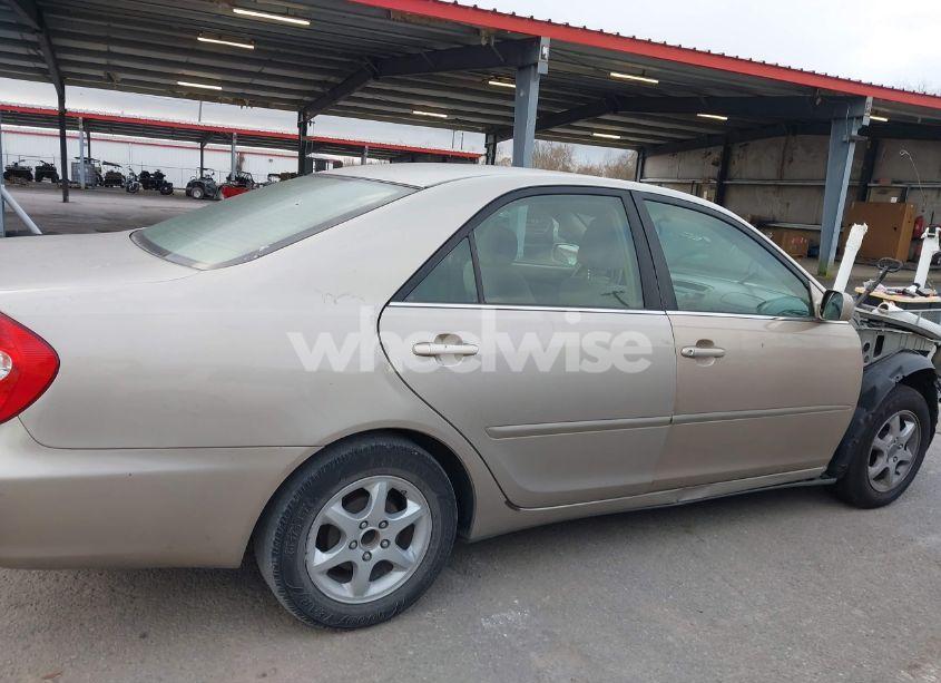 Photo 13 of 2004 Toyota Camry LE (VIN 4T1BE32K34U848913)