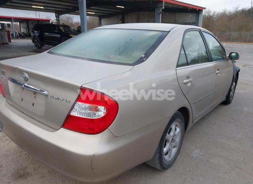 Photo 4 of 2004 Toyota Camry LE (VIN 4T1BE32K34U848913)