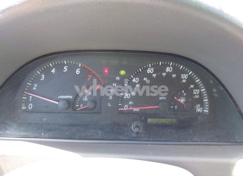 Photo 7 of 2004 Toyota Camry LE (VIN 4T1BE32K34U862696)