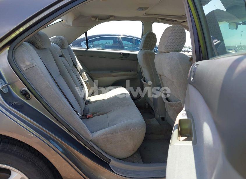 Photo 8 of 2004 Toyota Camry LE (VIN 4T1BE32K34U862696)