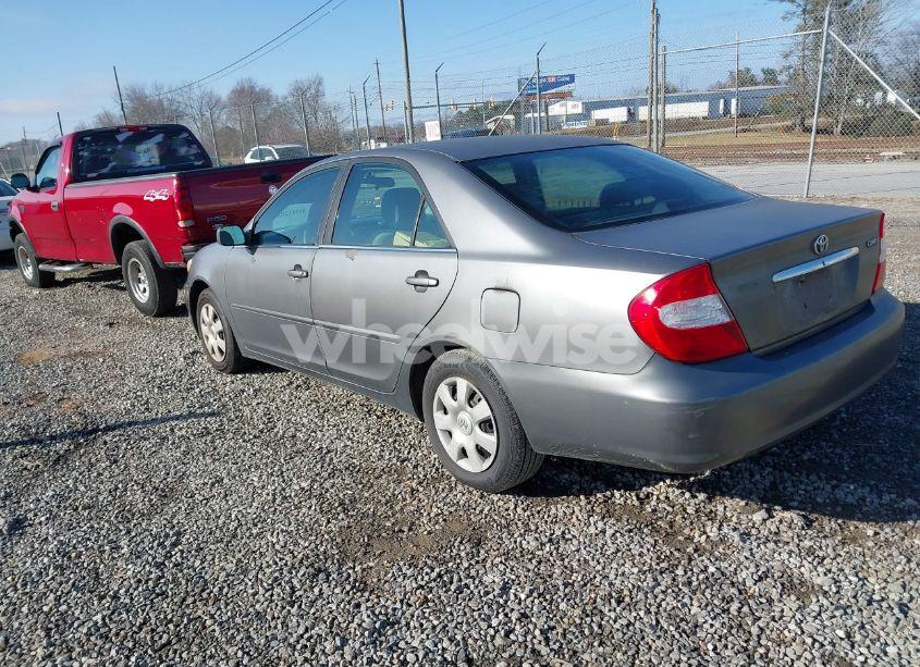Photo 3 of 2004 Toyota Camry LE (VIN 4T1BE32K34U869146)